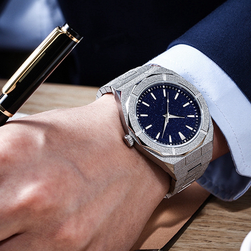 Goldene Uhr, Stardust, gebürst – Luxury Lifestyle Gifts Bewertung und Preis